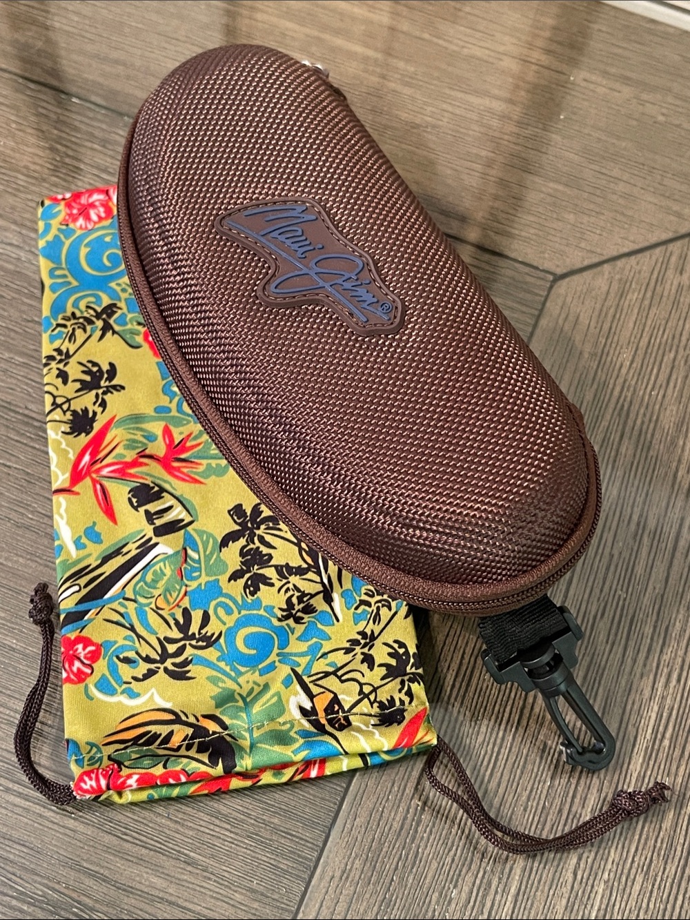 Maui Jim Sport Sunglasses Semi-Hard Zipper Case in Brown Case Only